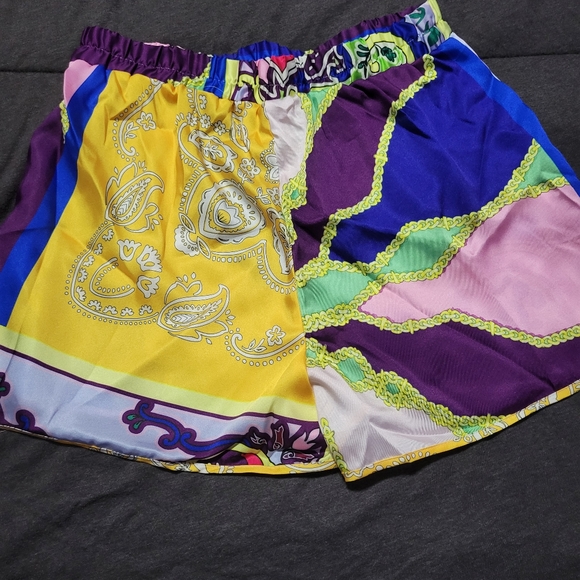 New Shein shorts - Picture 4 of 5